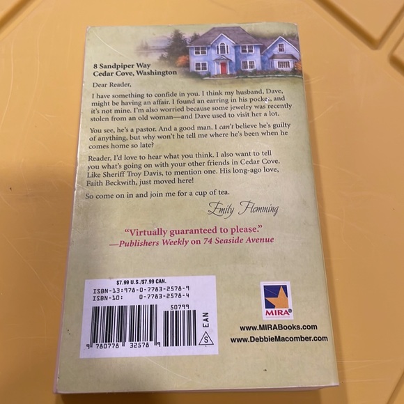 Lot of 4 Debbie Macomber Cedar Cove Series 🌸Bundle your likes and save🌸 - Picture 9 of 11